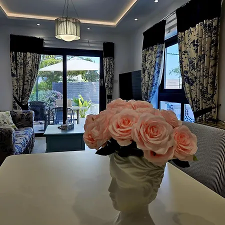Ambrosia Gardens,3 Bedroom Townhouse, Sea View