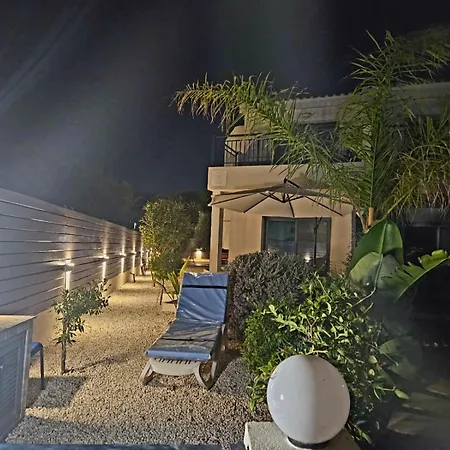 Kato Paphos,3 Bedroom Townhouse, Sea View