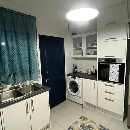 Kato Paphos,3 Bedroom Townhouse, Sea View *