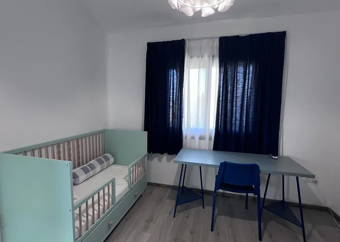 Sea-view, Mediterranean Style,heart Area Of Apartamento Paphos